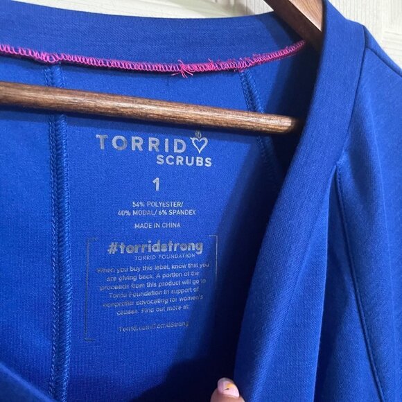 Torrid Womens NWT Cupro Blue #Torridstrong Waistband Raglan Scrub Top 1X - Picture 3 of 9
